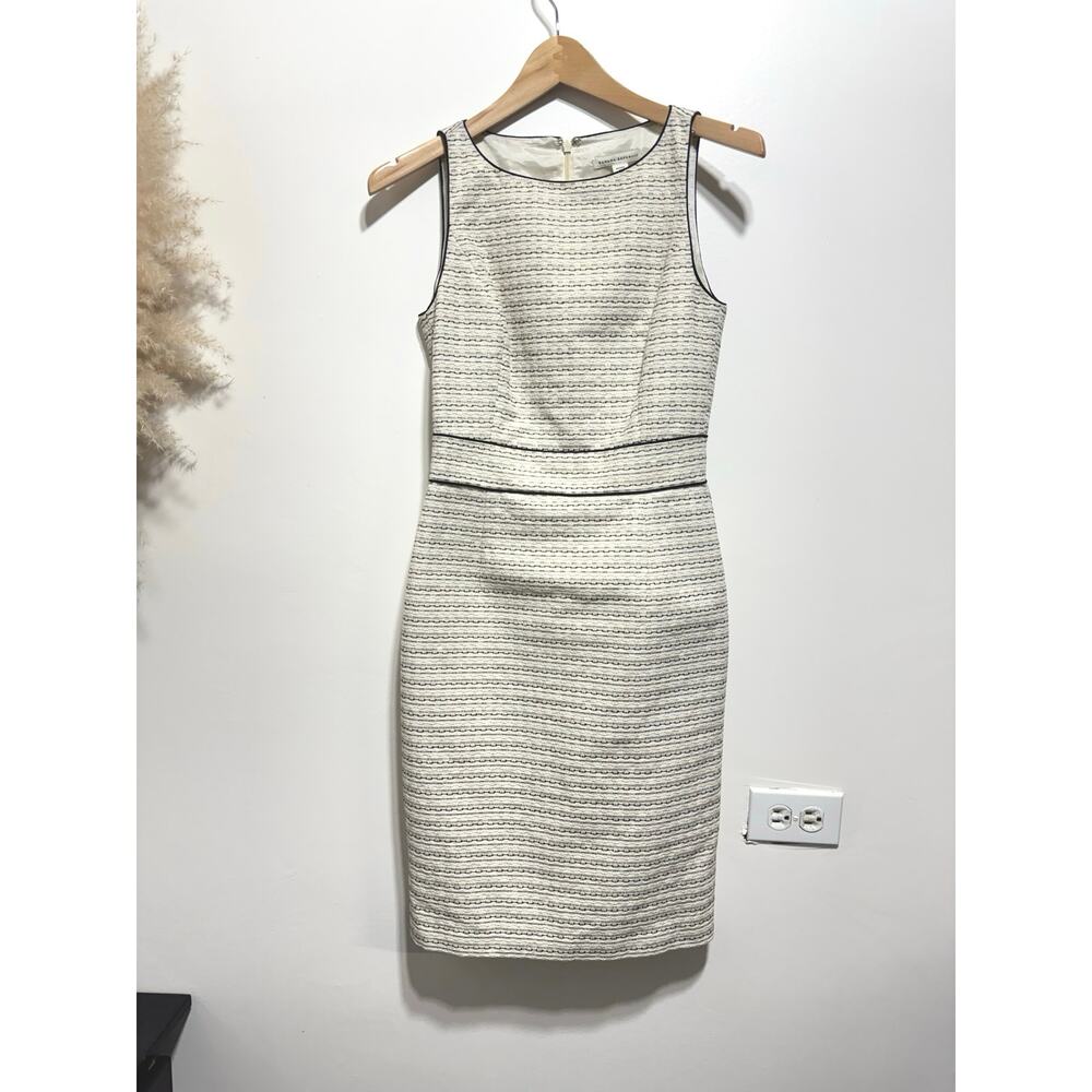 Banana Republic Women’s Sleeveless Sheath Dress Petite Size OP NWT Ivory/Black - Picture 3 of 9